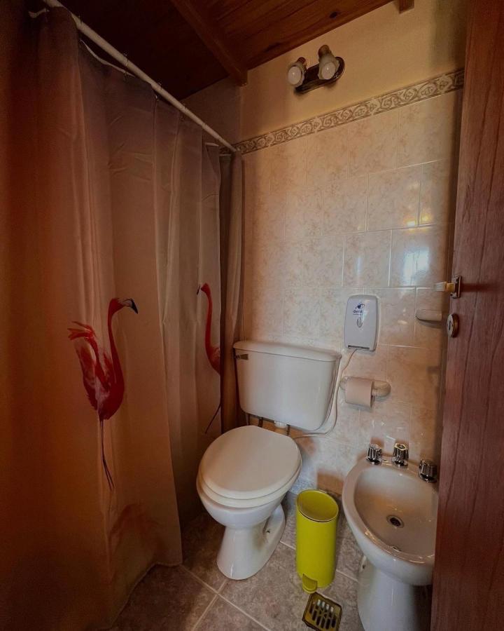 Hosteria Isabel Departamentos Y Habitaciones Con Bano Privado Las Grutas Extérieur photo