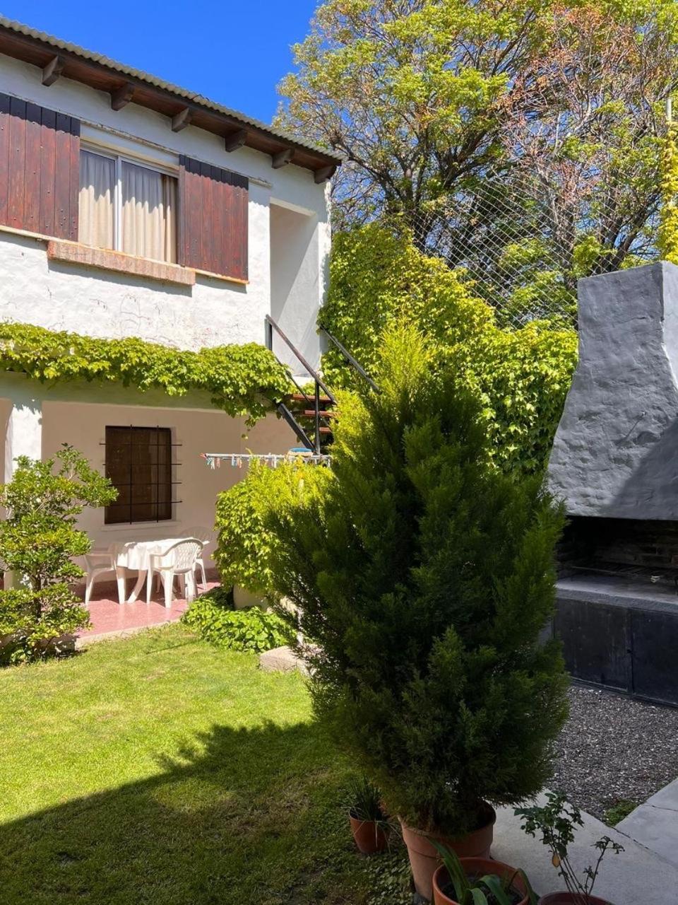 Hosteria Isabel Departamentos Y Habitaciones Con Bano Privado Las Grutas Chambre photo