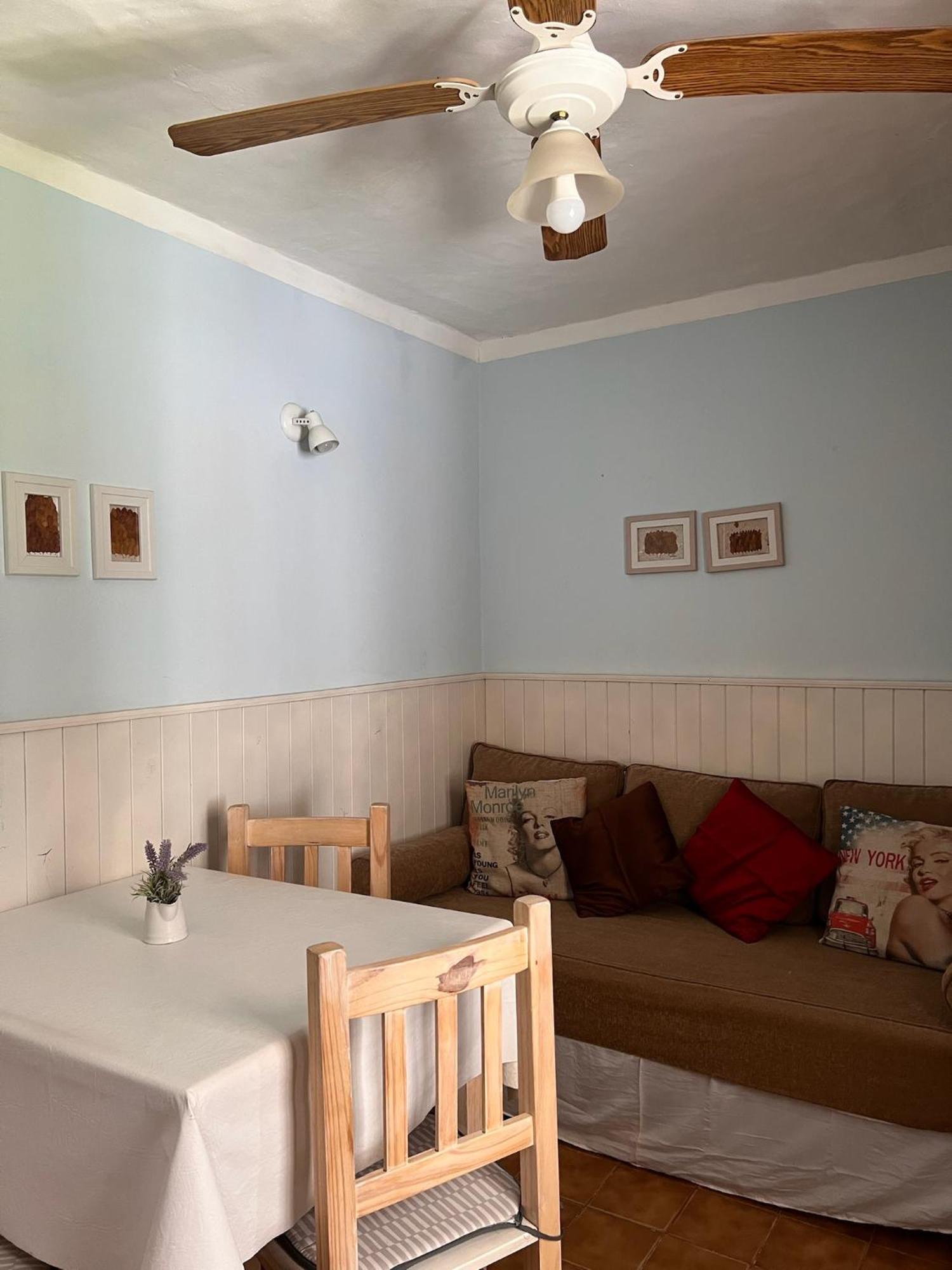 Hosteria Isabel Departamentos Y Habitaciones Con Bano Privado Las Grutas Chambre photo