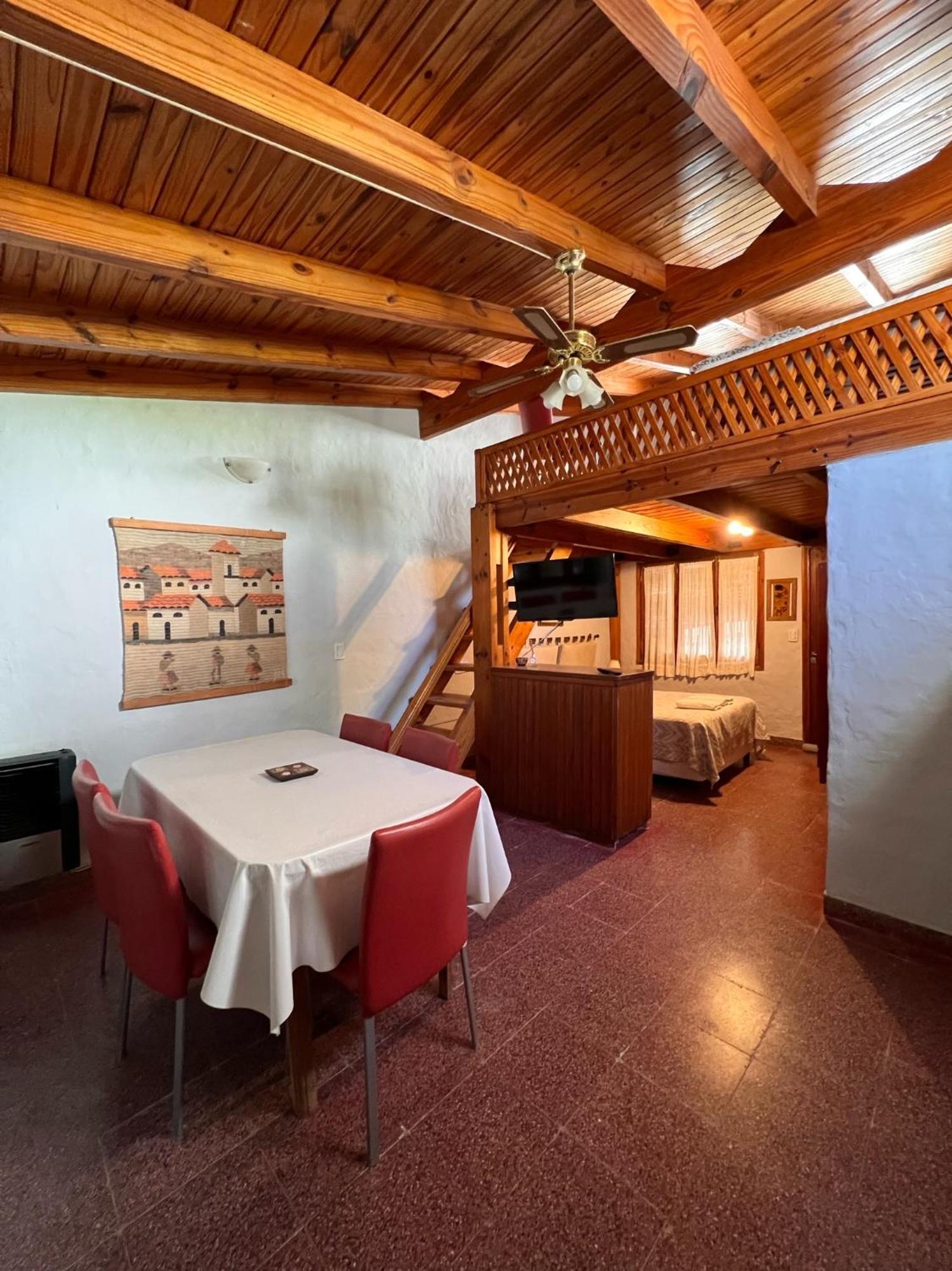 Hosteria Isabel Departamentos Y Habitaciones Con Bano Privado Las Grutas Chambre photo
