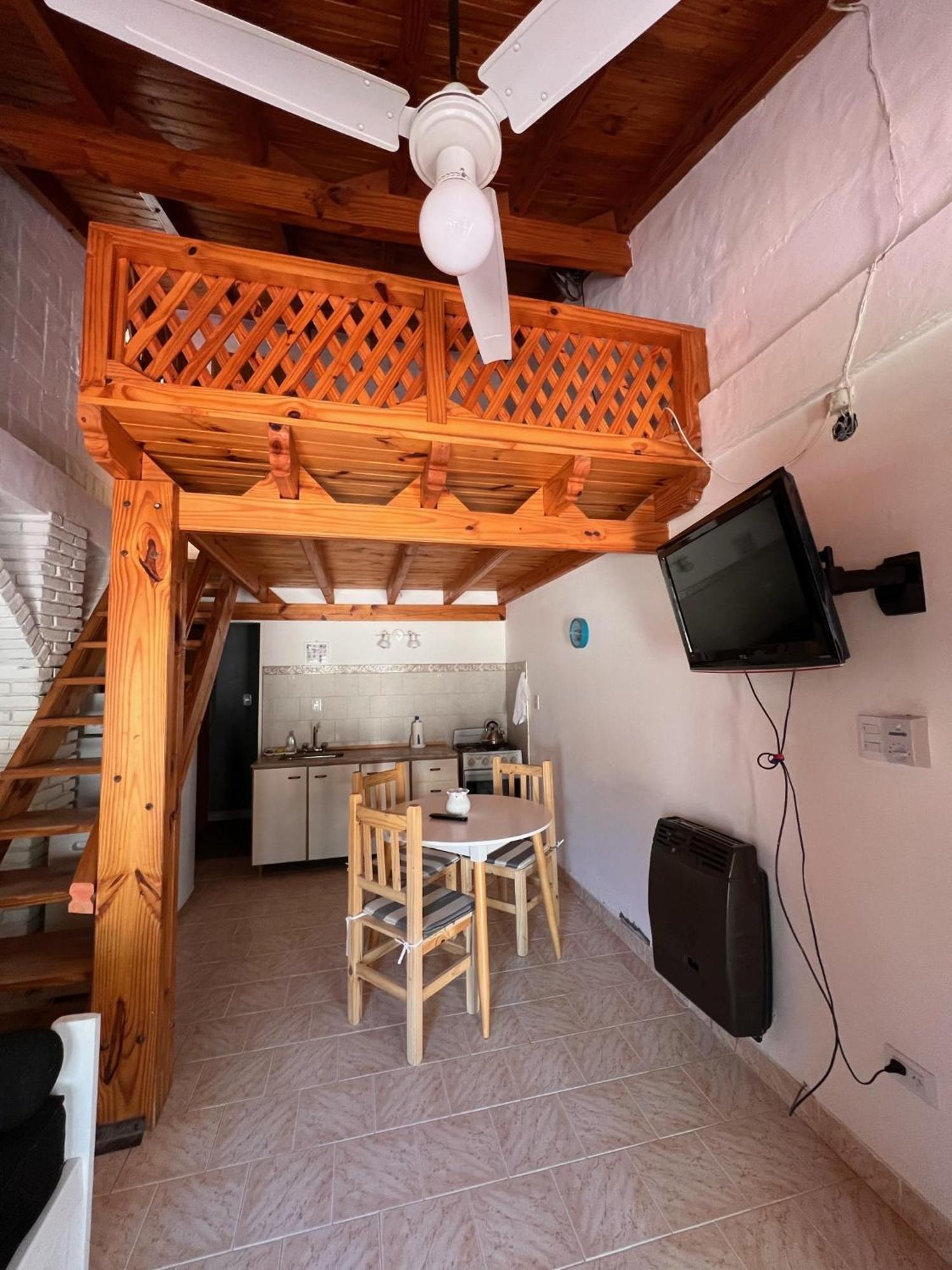 Hosteria Isabel Departamentos Y Habitaciones Con Bano Privado Las Grutas Chambre photo