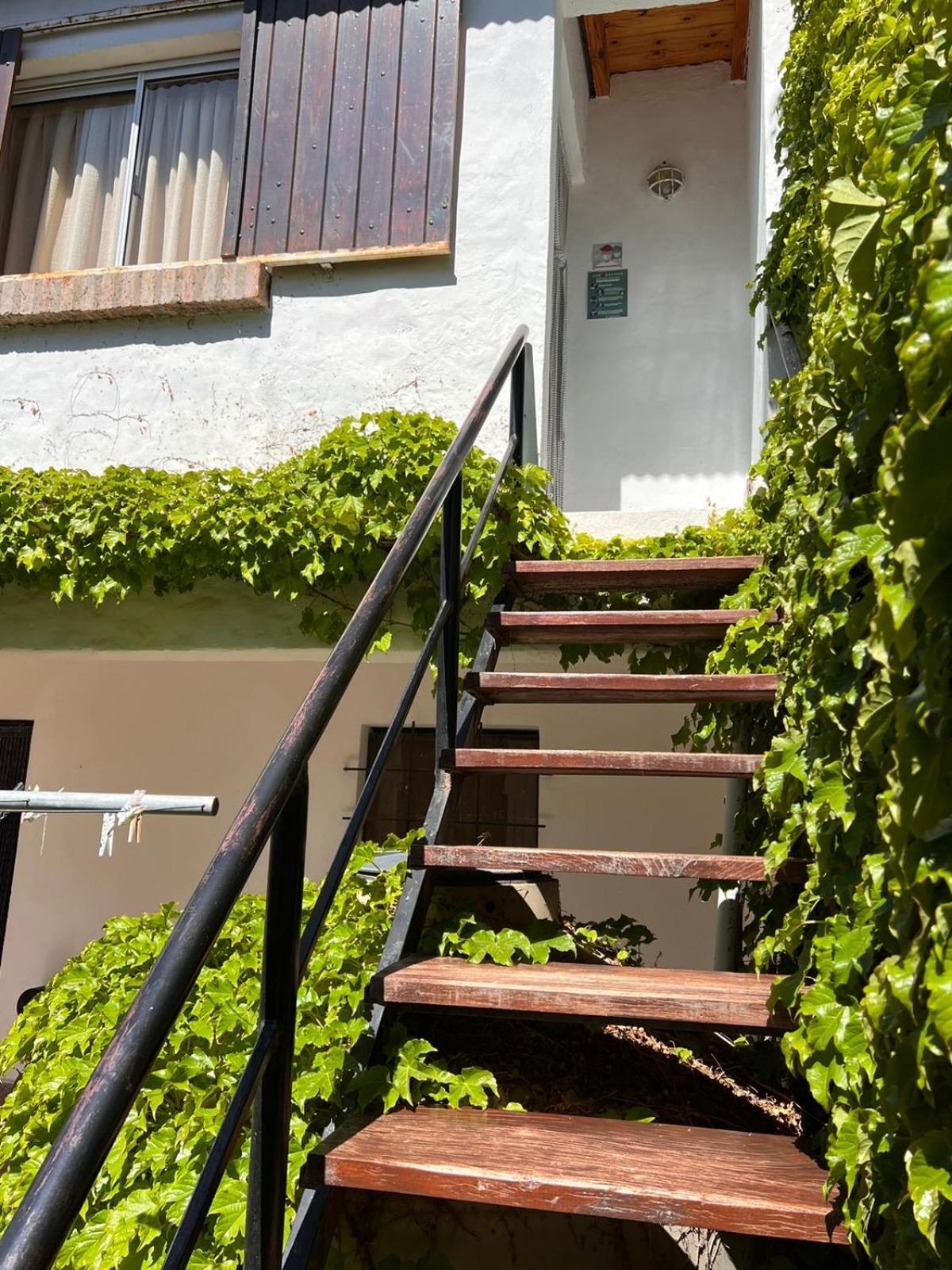 Hosteria Isabel Departamentos Y Habitaciones Con Bano Privado Las Grutas Chambre photo