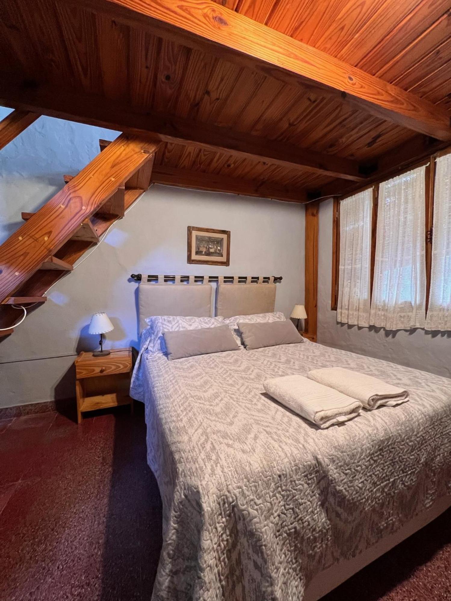 Hosteria Isabel Departamentos Y Habitaciones Con Bano Privado Las Grutas Chambre photo