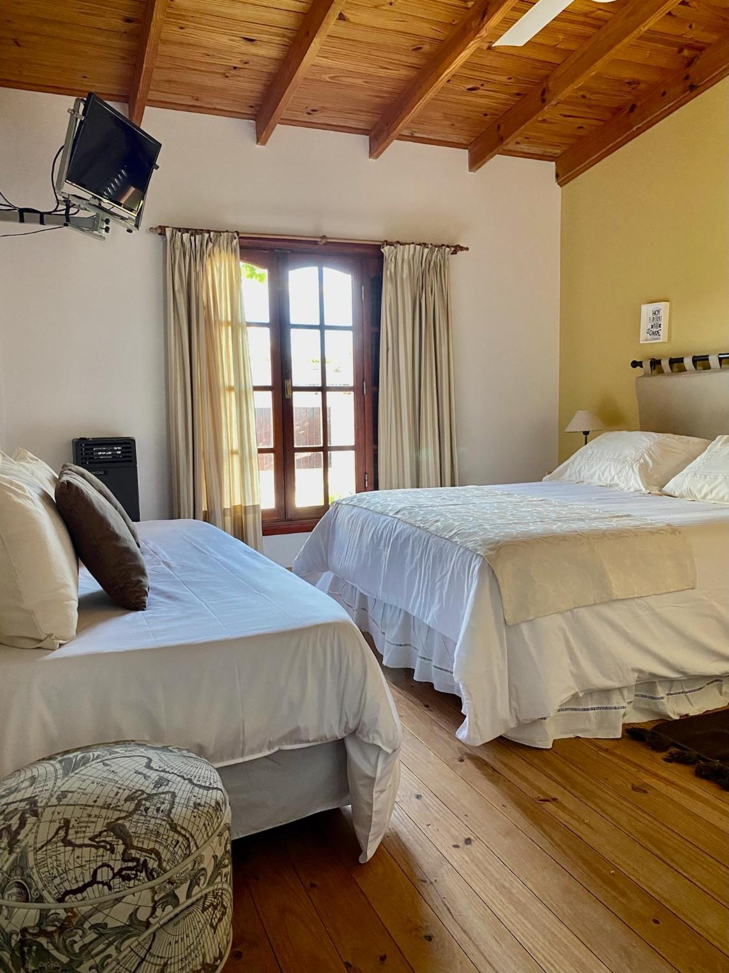 Hosteria Isabel Departamentos Y Habitaciones Con Bano Privado Las Grutas Chambre photo